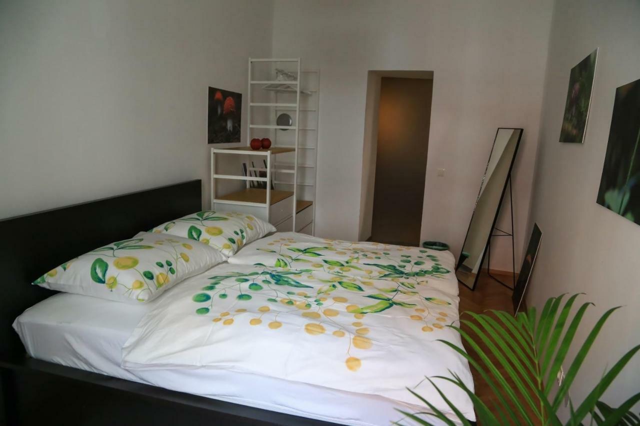 Lovely Apartment In The Heart Of Štýrský Hradec Exteriér fotografie